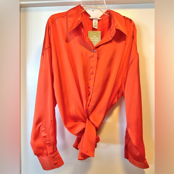 H&M Orange Satin Button Down Shirt Blouse Size Small - Picture 2 of 7